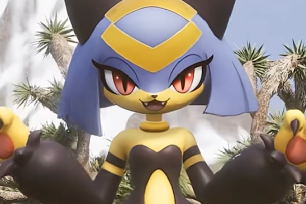 Sekhmet grins with her claws out
