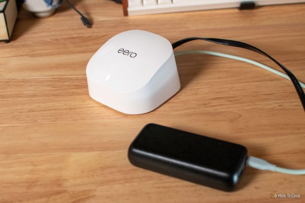 an eero router powered by a power bank