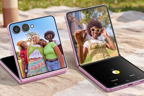 samsung galaxy fold8 002