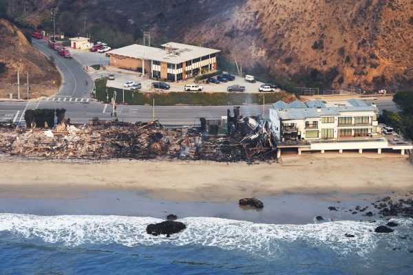 250109 California Wildfire 534p e91a41