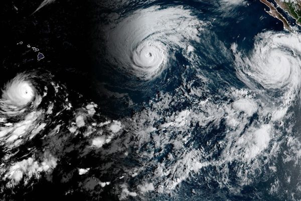 260903 noaa image hurricanes ch 1220 f574d2