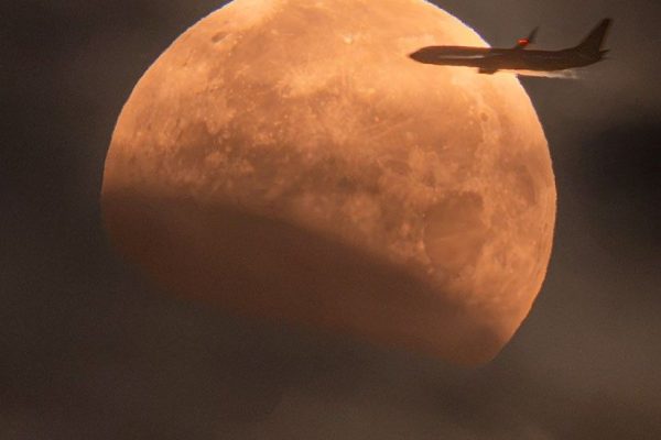 PlaneEclipse Ferreira 1059