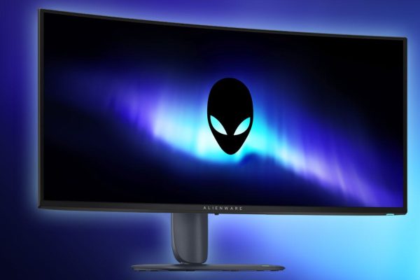Alienware Just Released the World's First 39" 5K Monitor With RGB Stripe Tandem OLED Technology