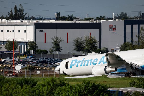amazon miami airport crash