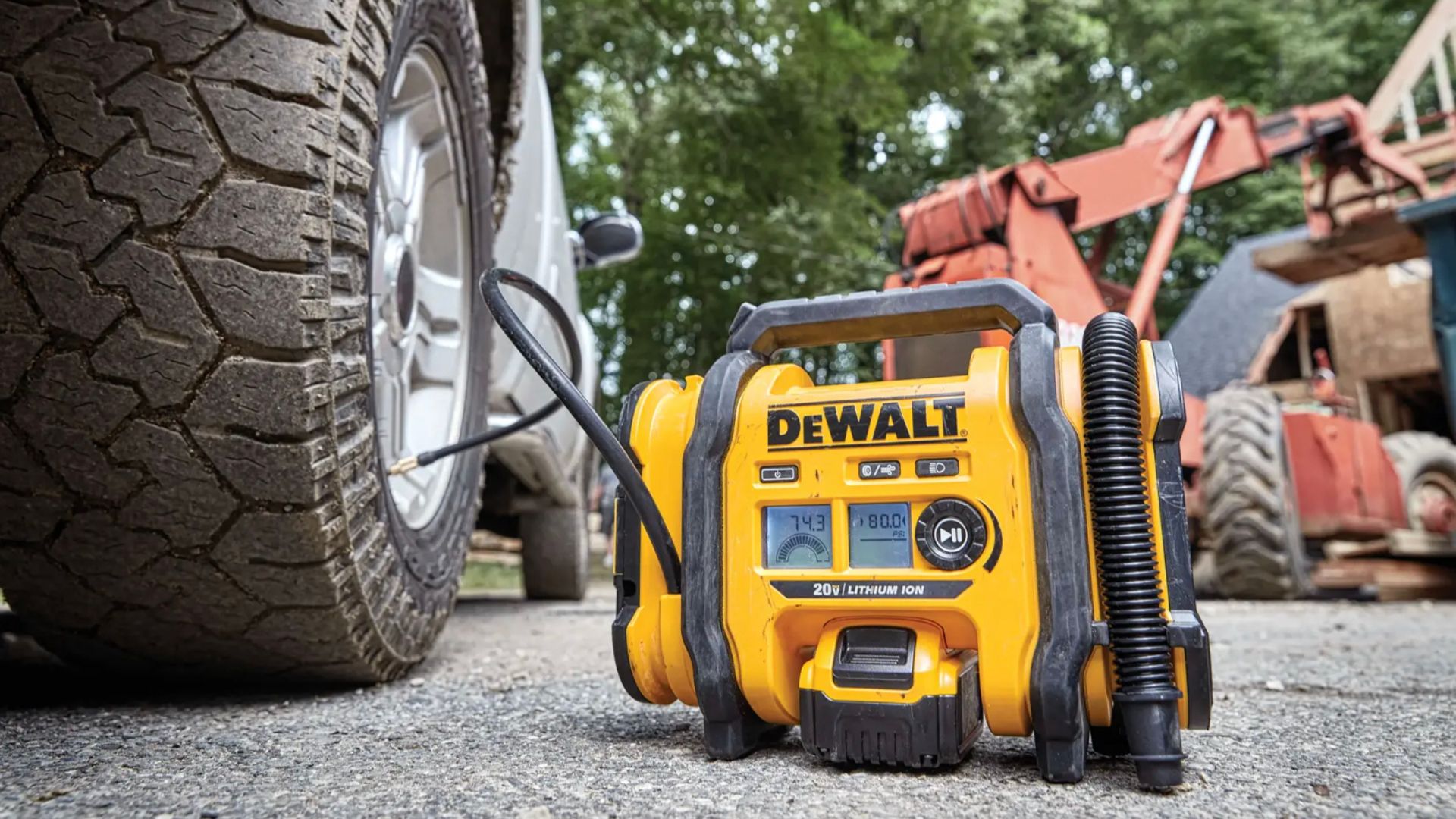 dewalt tire inflator by a tire
