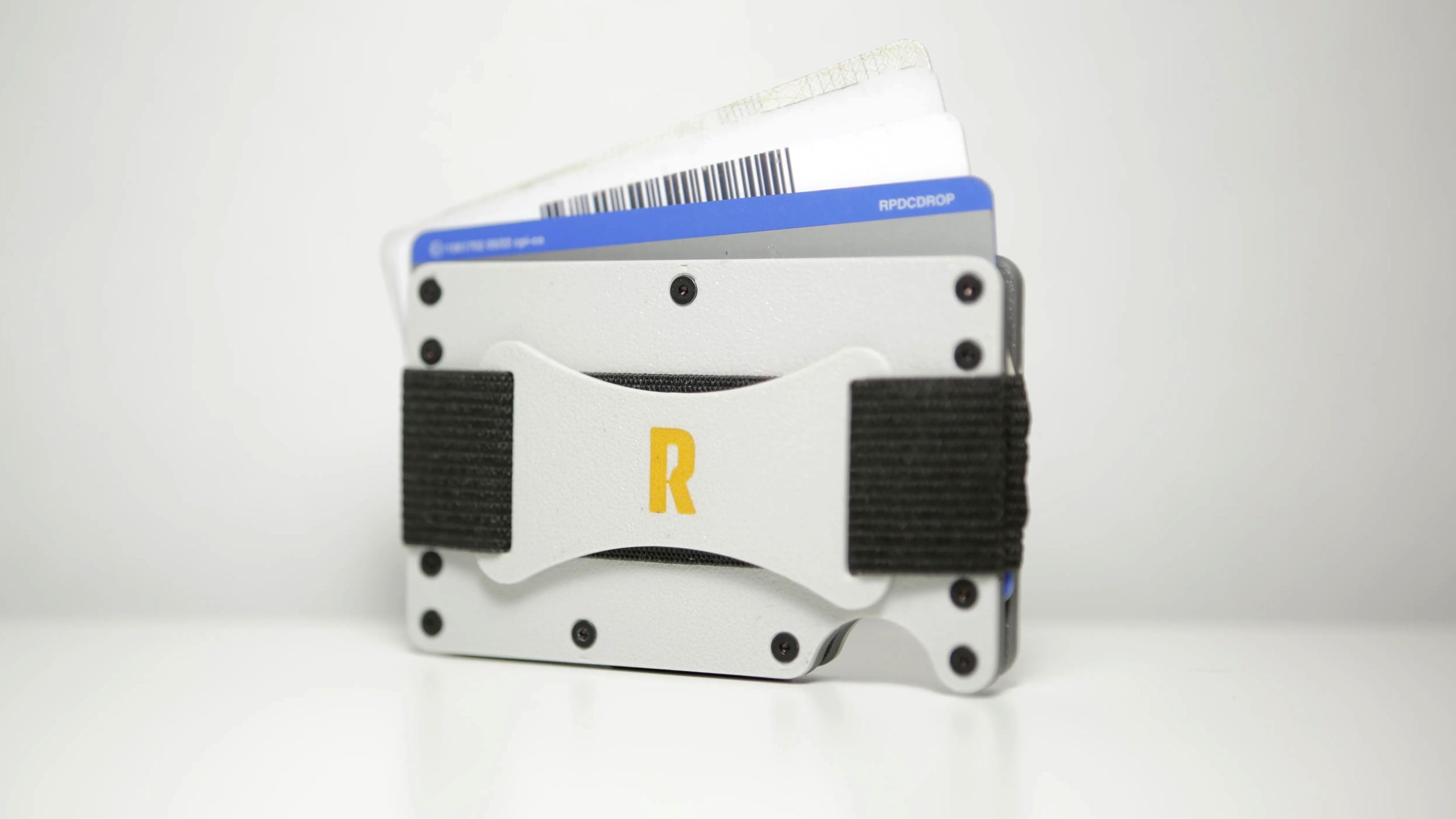 rim wallet with cards peeking out by mm printing on makerworld jpg copy scaled