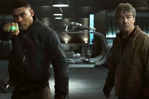 John Stewart powering up a Green Lantern ring next to Hal Jordan in Lanterns on HBO Max
